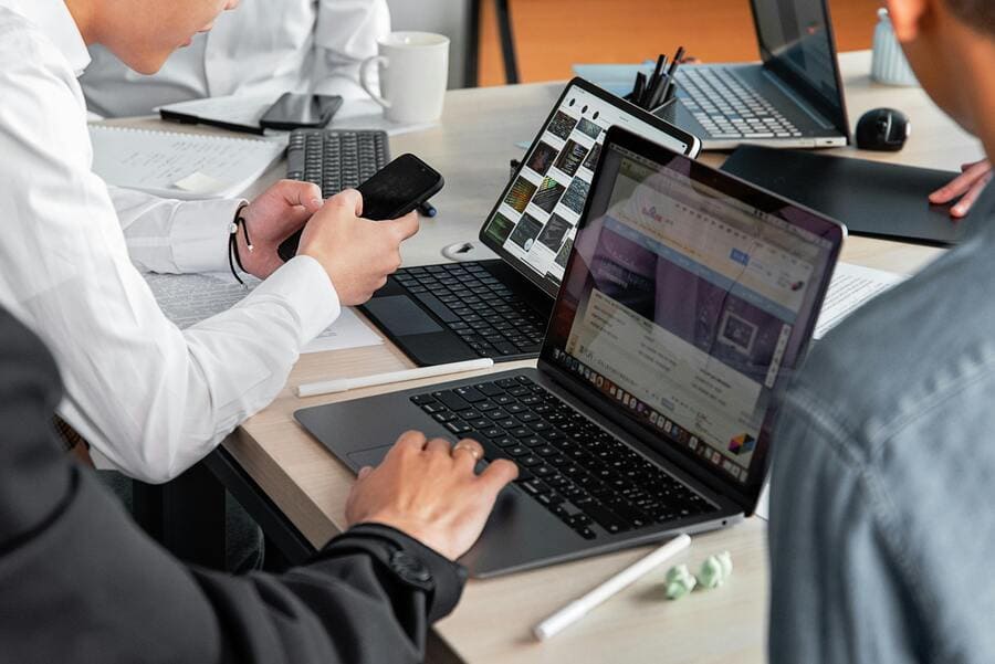 VOOR IT PROFESSIONALS